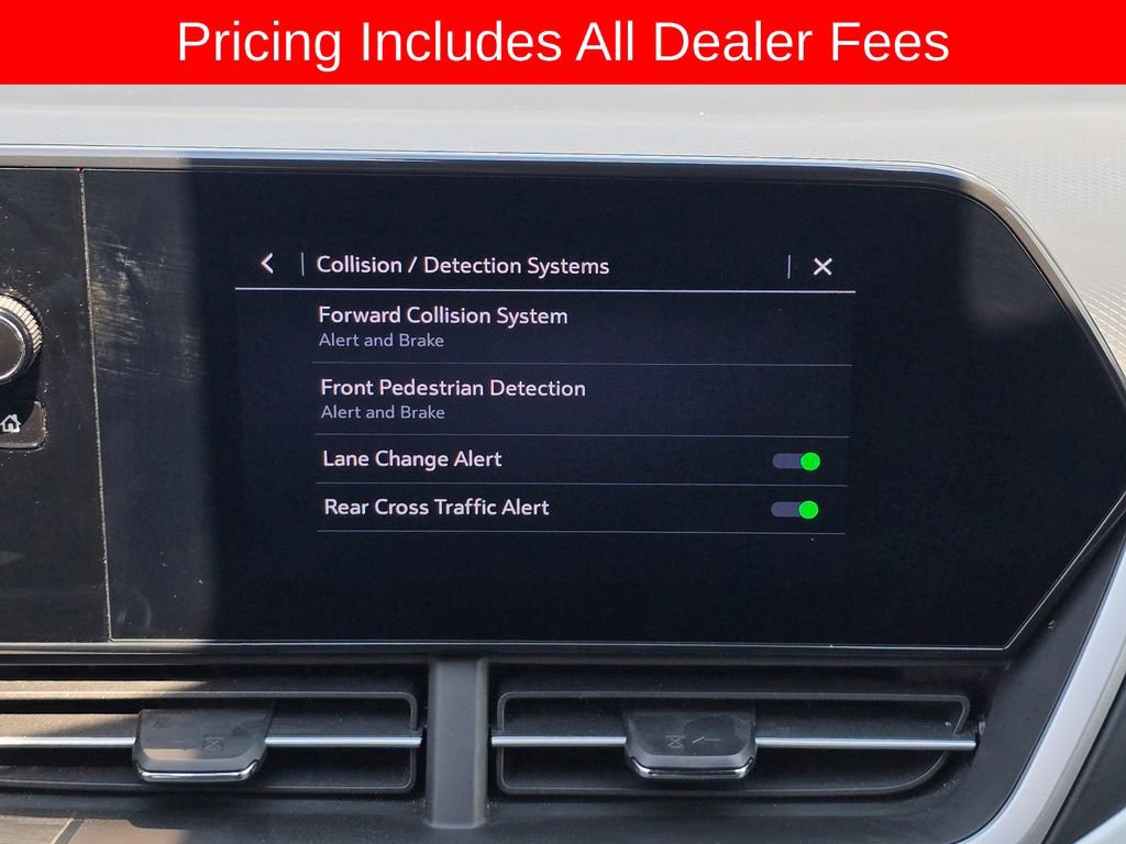 Used 2024 Chevrolet Trax RS w/ Driver Confidence Package FWD image 25