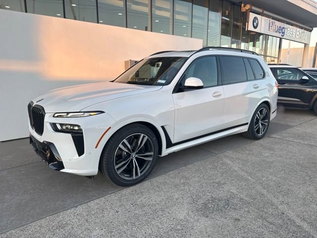 New 2026 BMW X7 xDrive40i w/ M Sport Package
