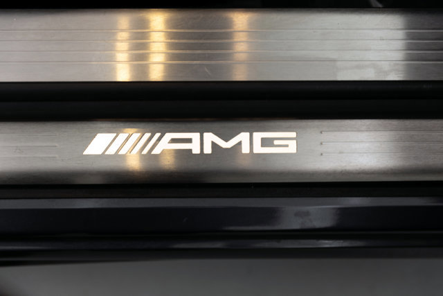 Used 2015 Mercedes-Benz SL 63 AMG w/ Driver Assistance Package image 19