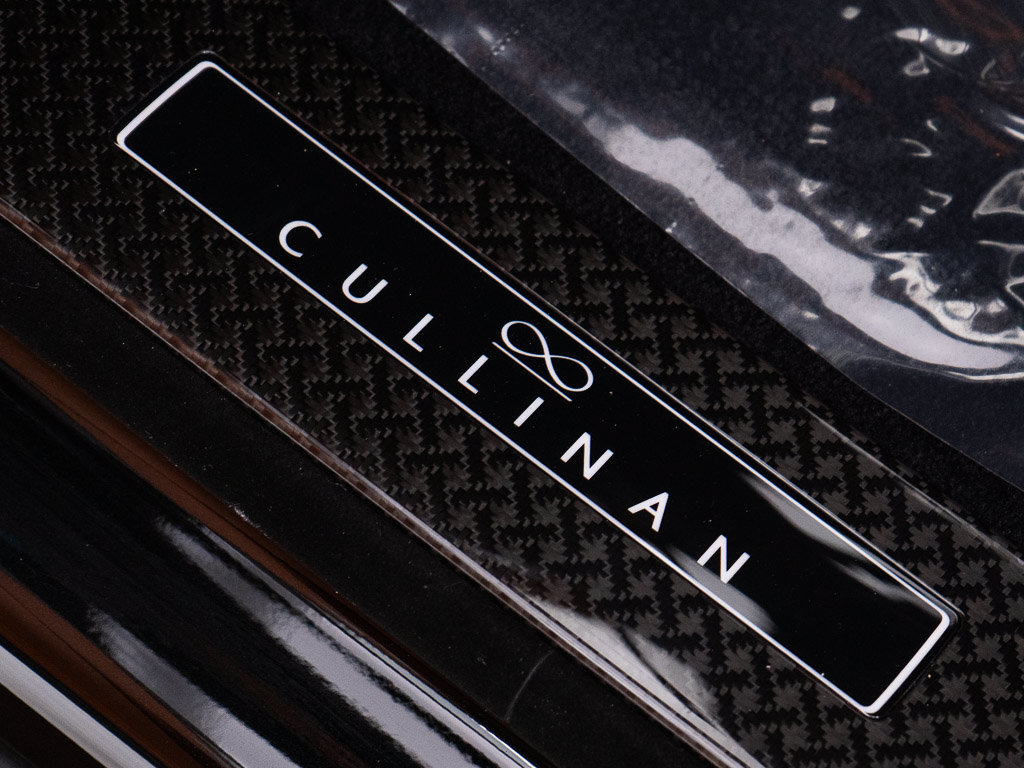 New 2027 Rolls-Royce Cullinan Black Badge AWD/4WD image 14