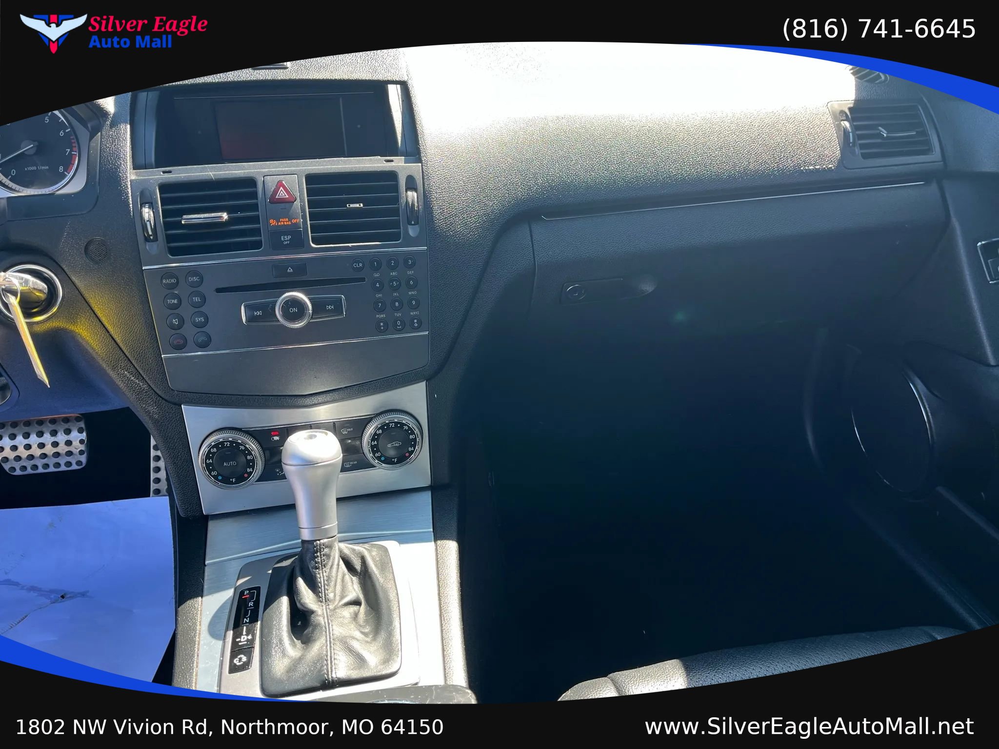 Used 2010 Mercedes-Benz C 300 Sedan image 12