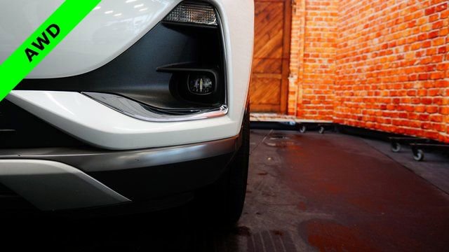 Used 2020 Buick Encore GX Essence w/ Experience Buick Package image 74