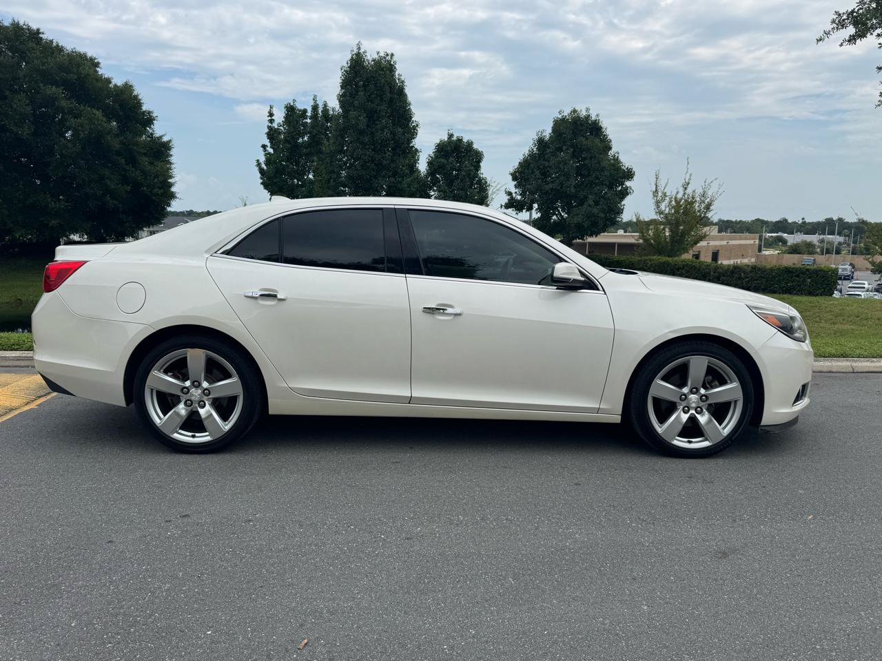Used 2013 Chevrolet Malibu LTZ FWD image 42