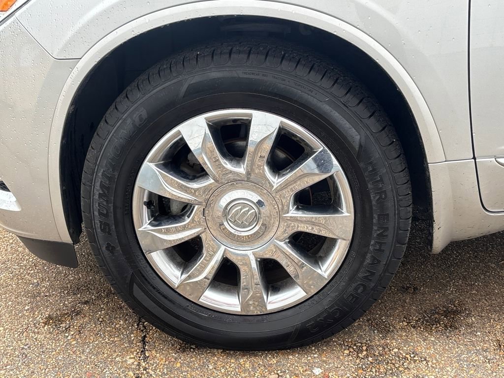 Used 2017 Buick Enclave Leather image 25