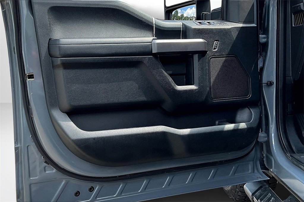 Used 2020 Ford F150 XLT w/ Equipment Group 302A Luxury image 21