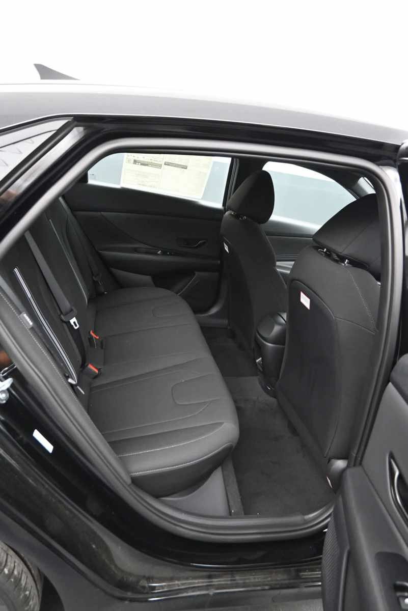 New 2026 Hyundai Elantra Sport FWD image 12