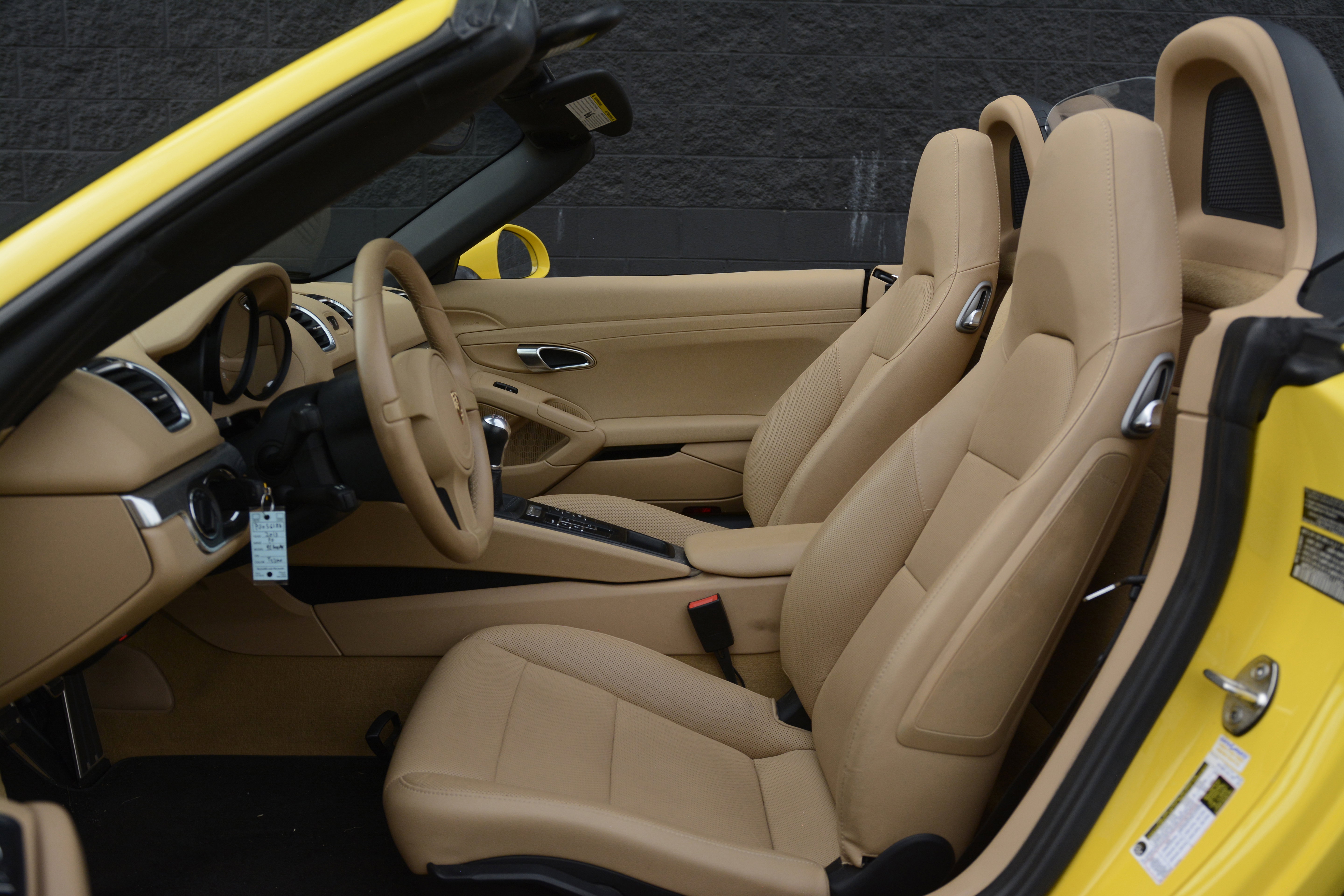 Used 2013 Porsche Boxster RWD image 15
