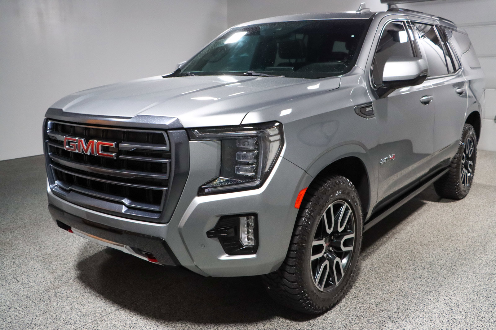 Used 2023 GMC Yukon AT4 AWD/4WD image 37