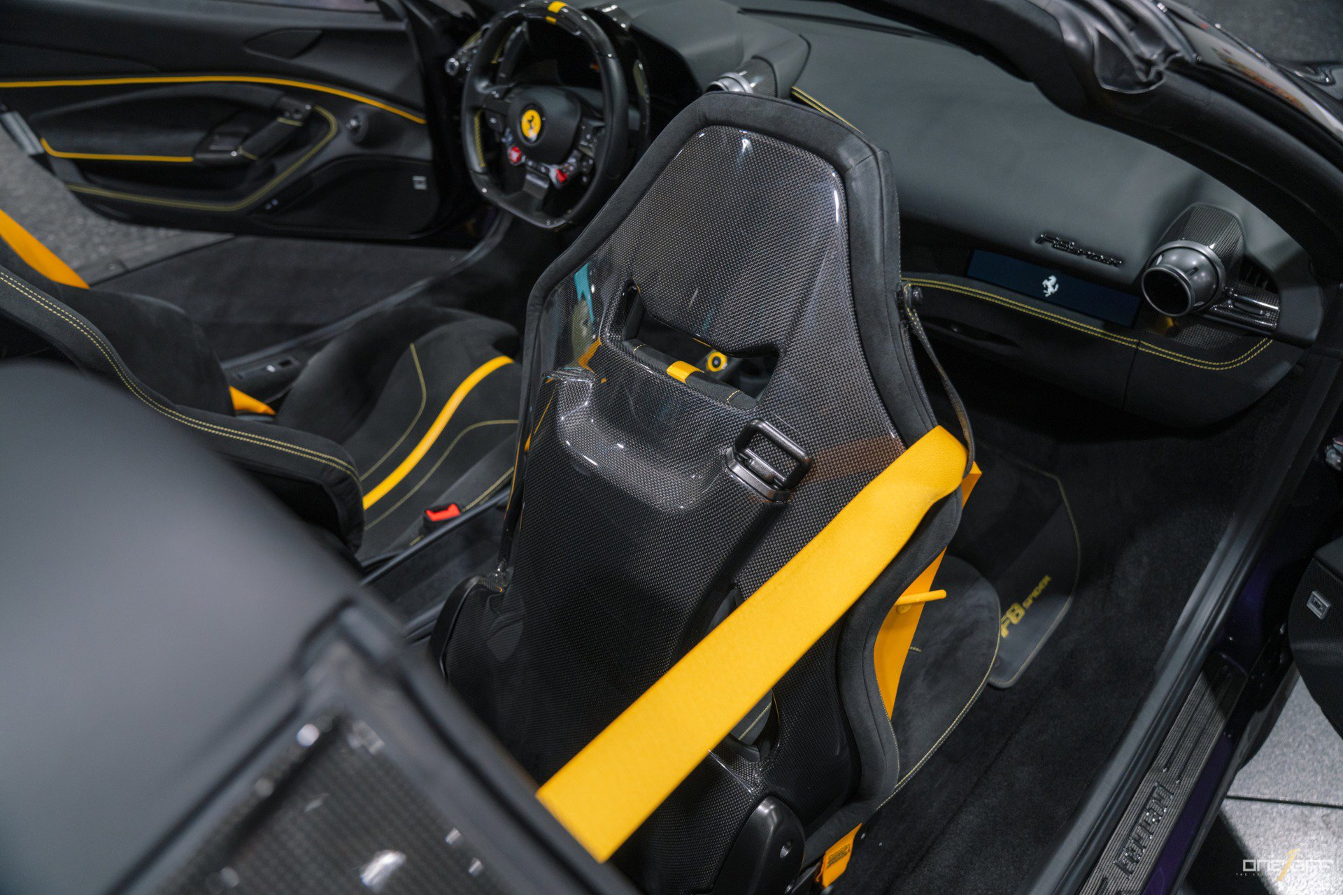 Used 2022 Ferrari F8 Tributo RWD image 16