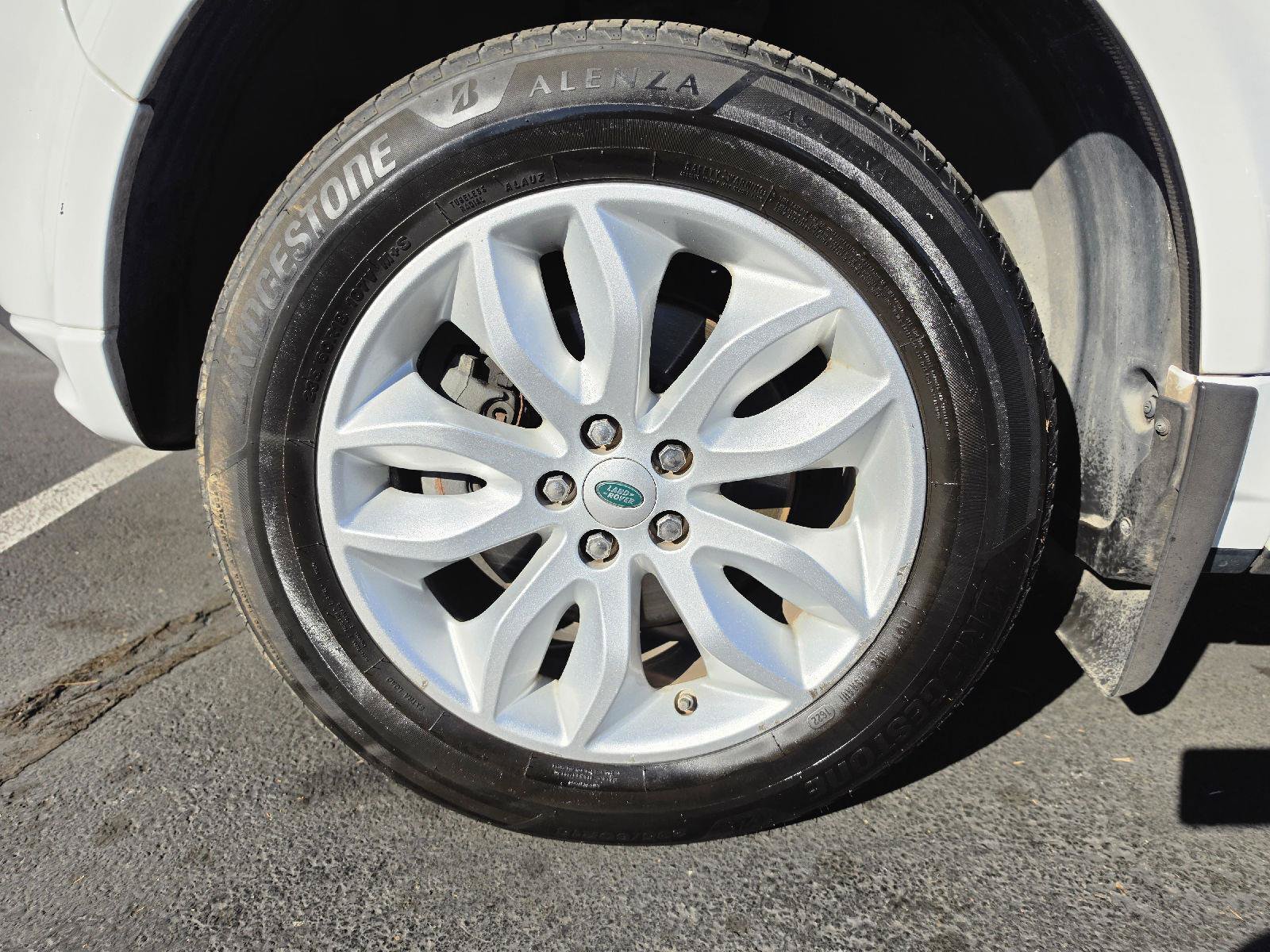 Used 2013 Land Rover LR2 HSE AWD/4WD image 10