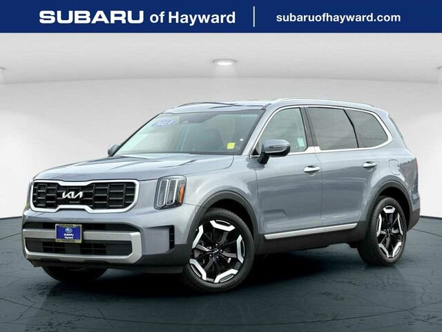 Used 2023 Kia Telluride S image 1