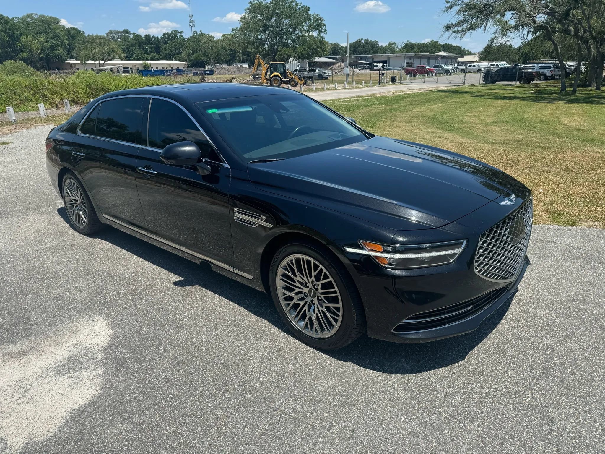 Used 2022 Genesis G90 3.3T Premium RWD image 5
