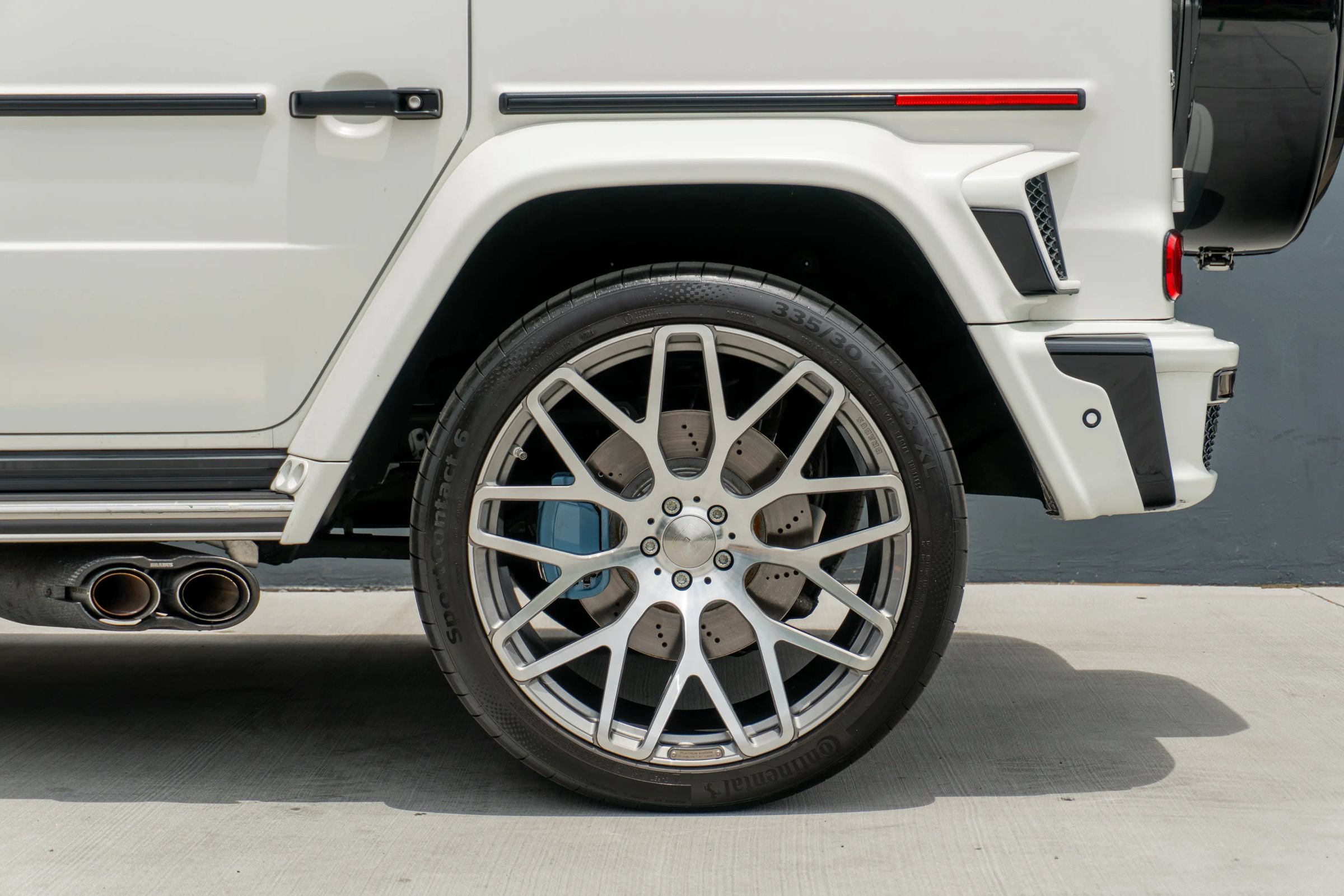 Used 2025 Mercedes-Benz G 63 AMG 4MATIC image 21