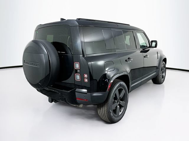 Used 2026 Land Rover Defender 110 S AWD/4WD image 5