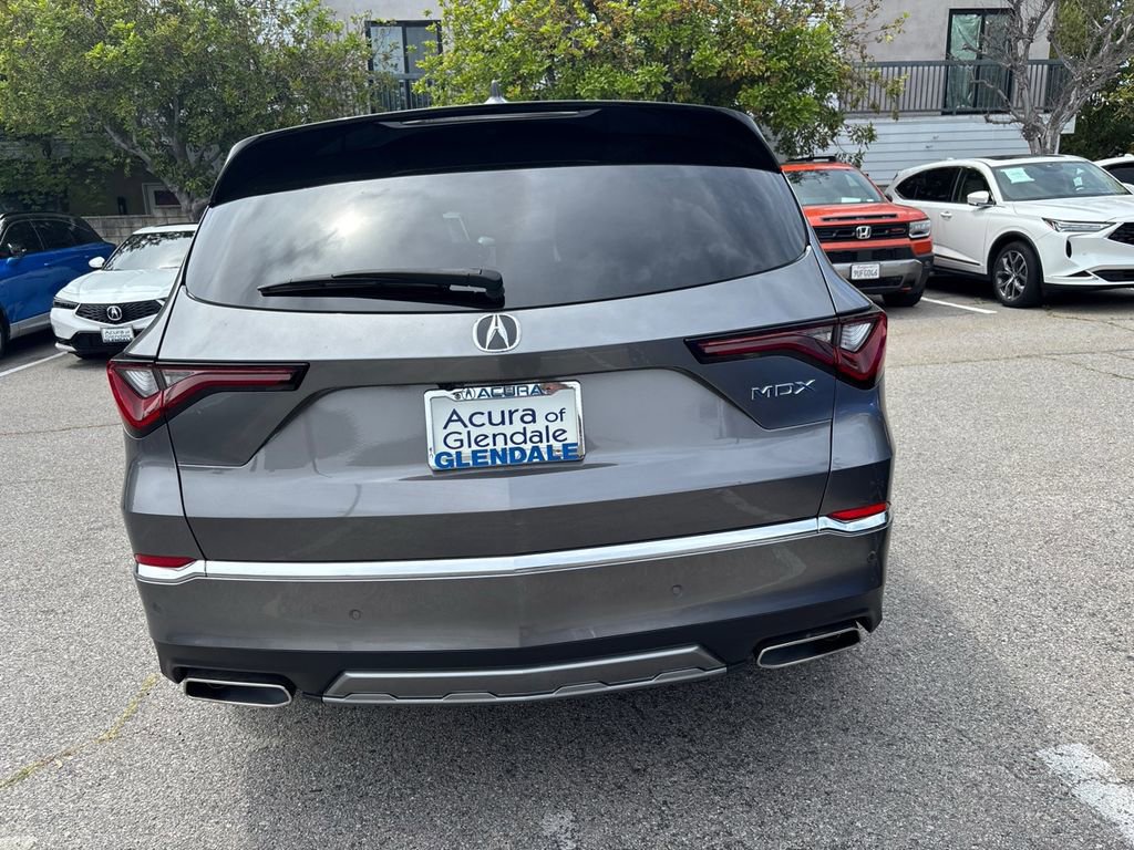 Used 2026 Acura MDX w/ Technology Package FWD image 5