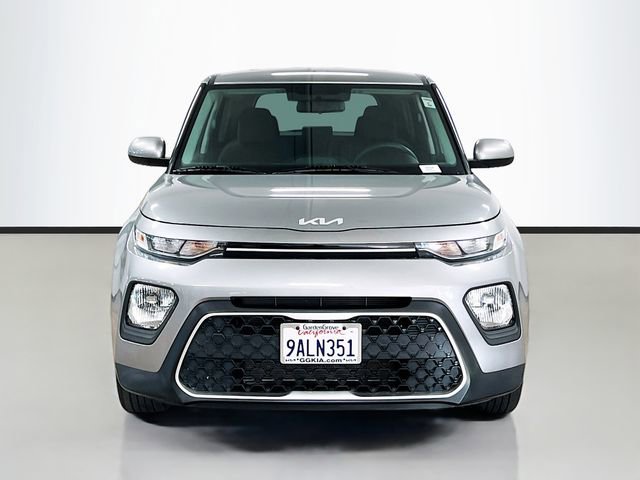 Certified 2022 Kia Soul LX image 2