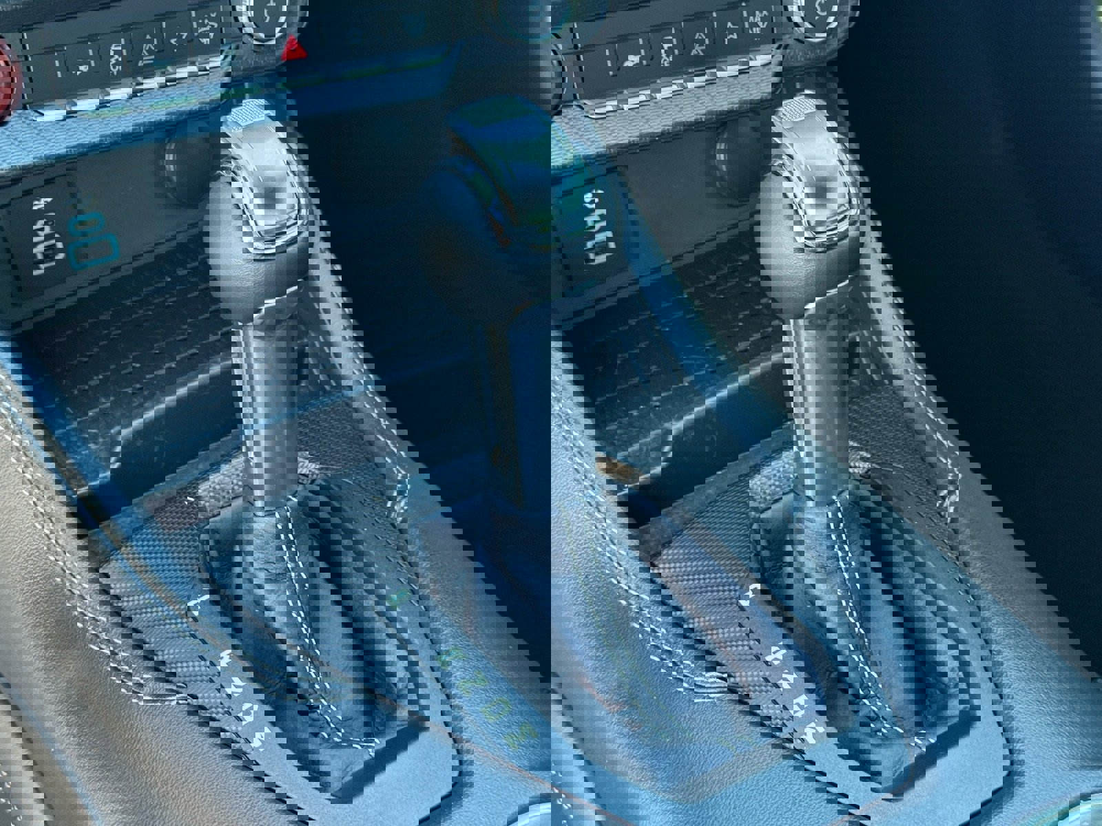 Used 2024 Ford Mustang GT Premium image 26