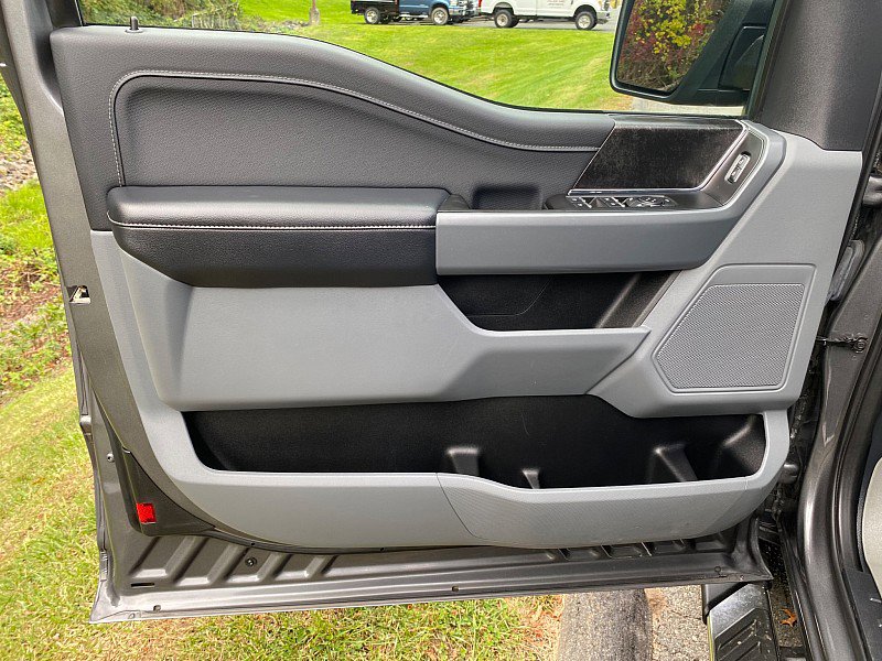 Certified 2022 Ford F150 XLT w/ Equipment Group 302A High image 26