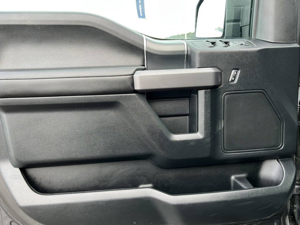 Certified 2019 Ford F150 XLT w/ Equipment Group 302A Luxury image 17