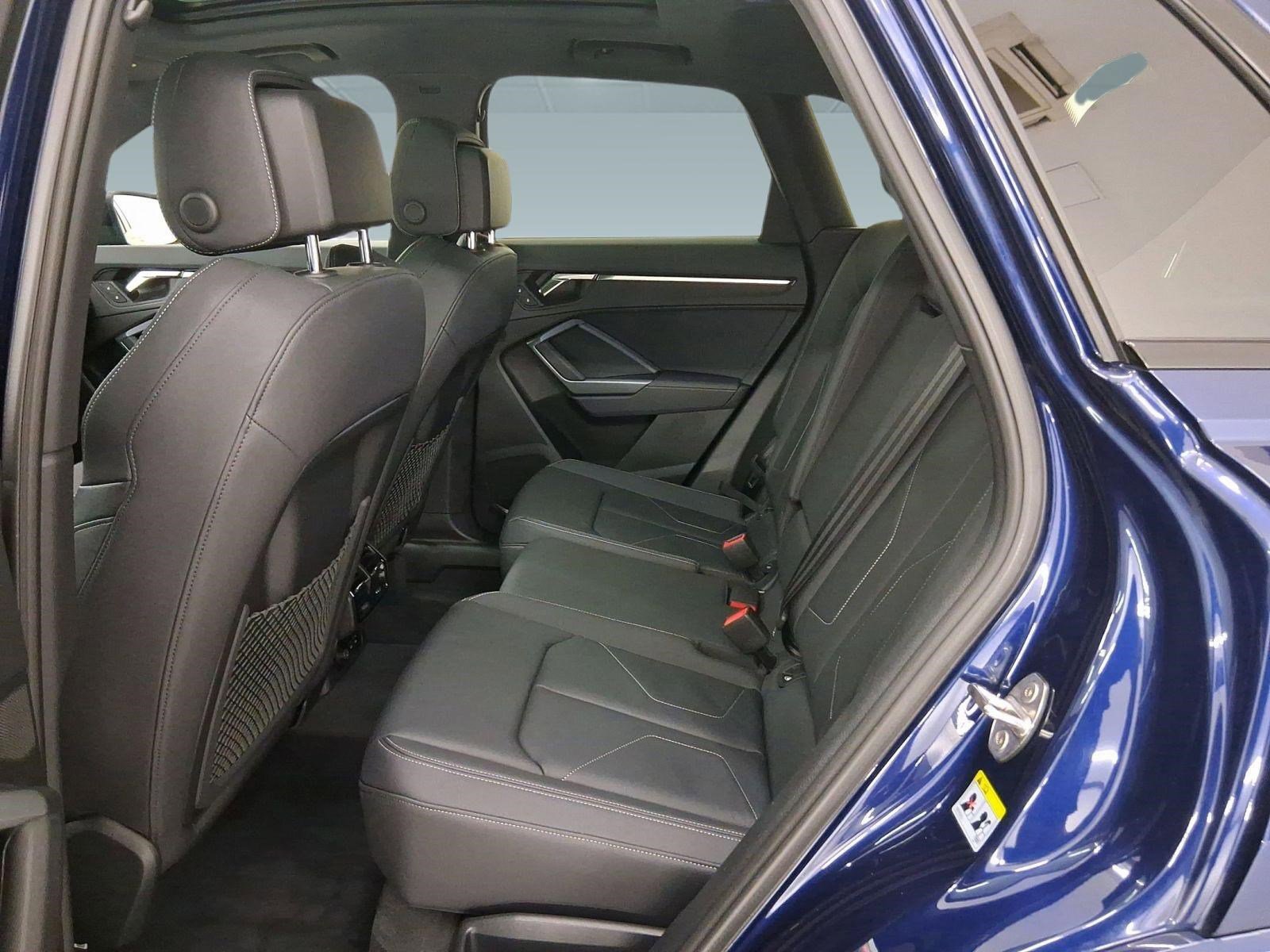 Certified 2025 Audi Q3 2.0T Premium w/ Convenience Package image 13