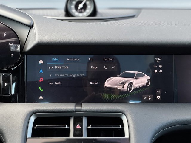 New 2025 Porsche Taycan 4S image 23