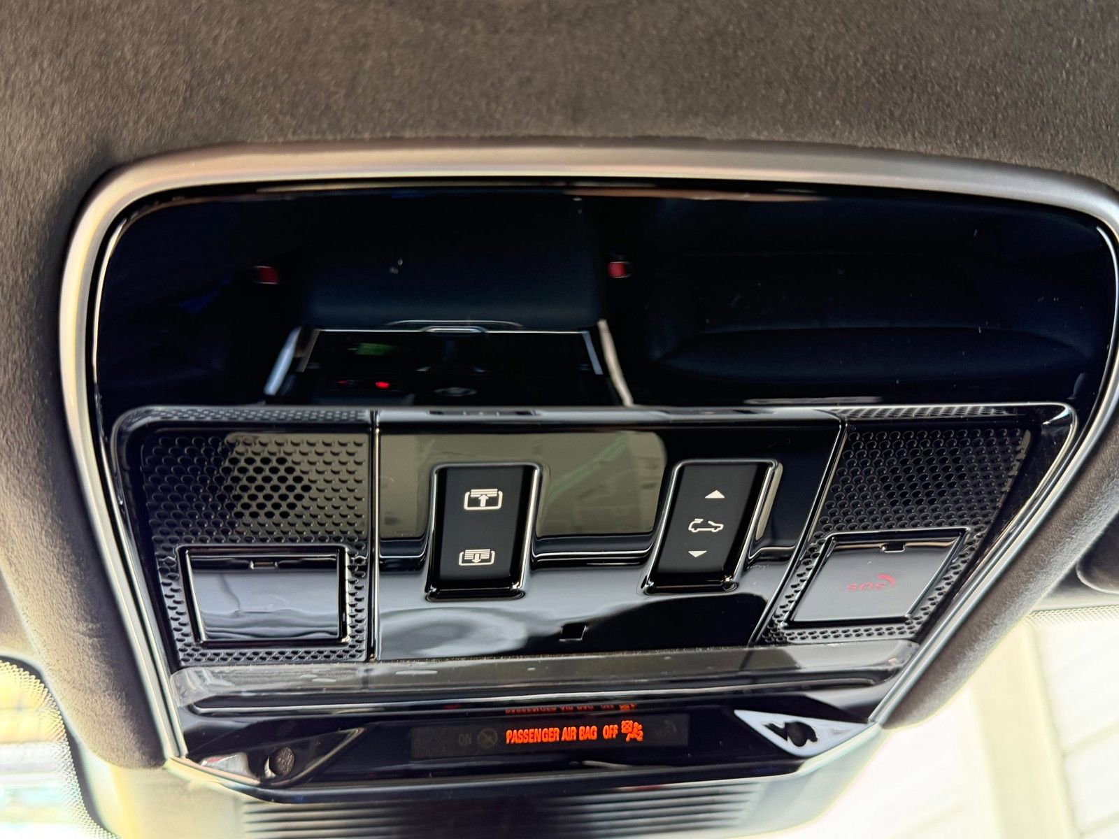 New 2026 Land Rover Range Rover Sport Autobiography AWD/4WD image 20