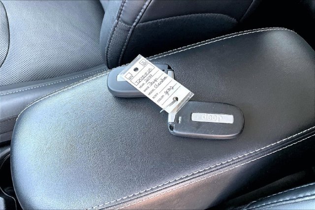 Used 2019 Jeep Cherokee Limited AWD/4WD image 10