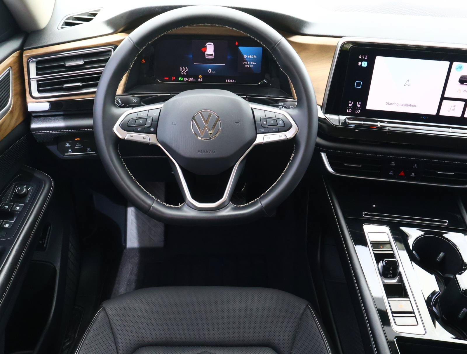 Used 2024 Volkswagen Atlas SE FWD image 8