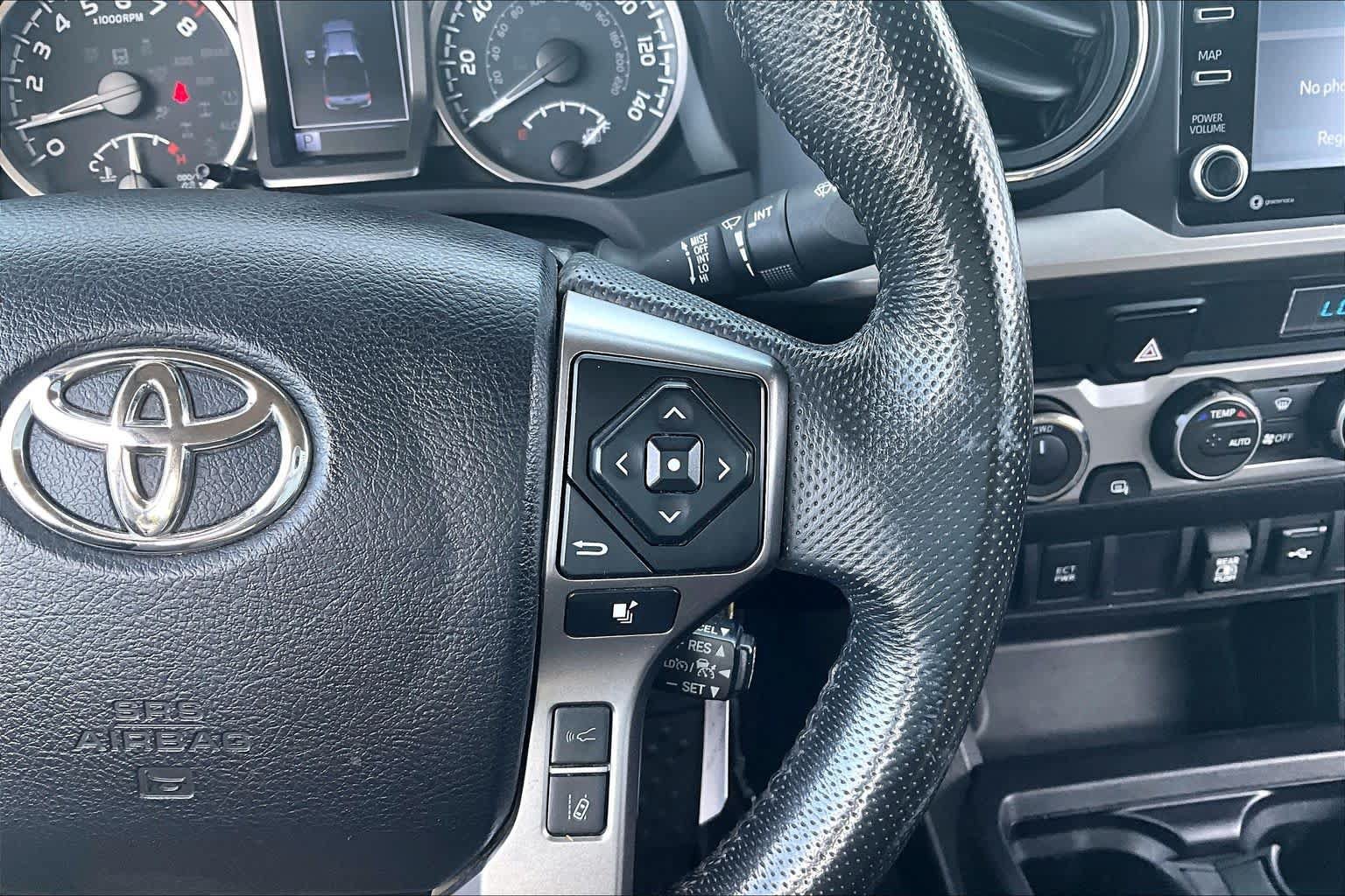 Used 2022 Toyota Tacoma SR5 w/ Technology Package AWD/4WD image 24