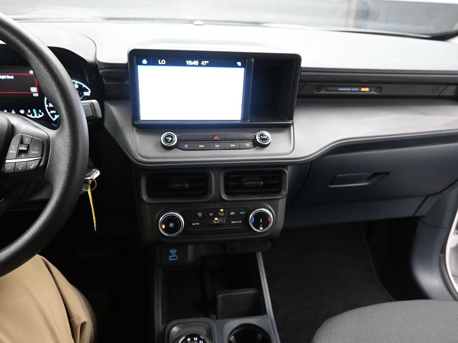 Used 2023 Ford Maverick XL image 12