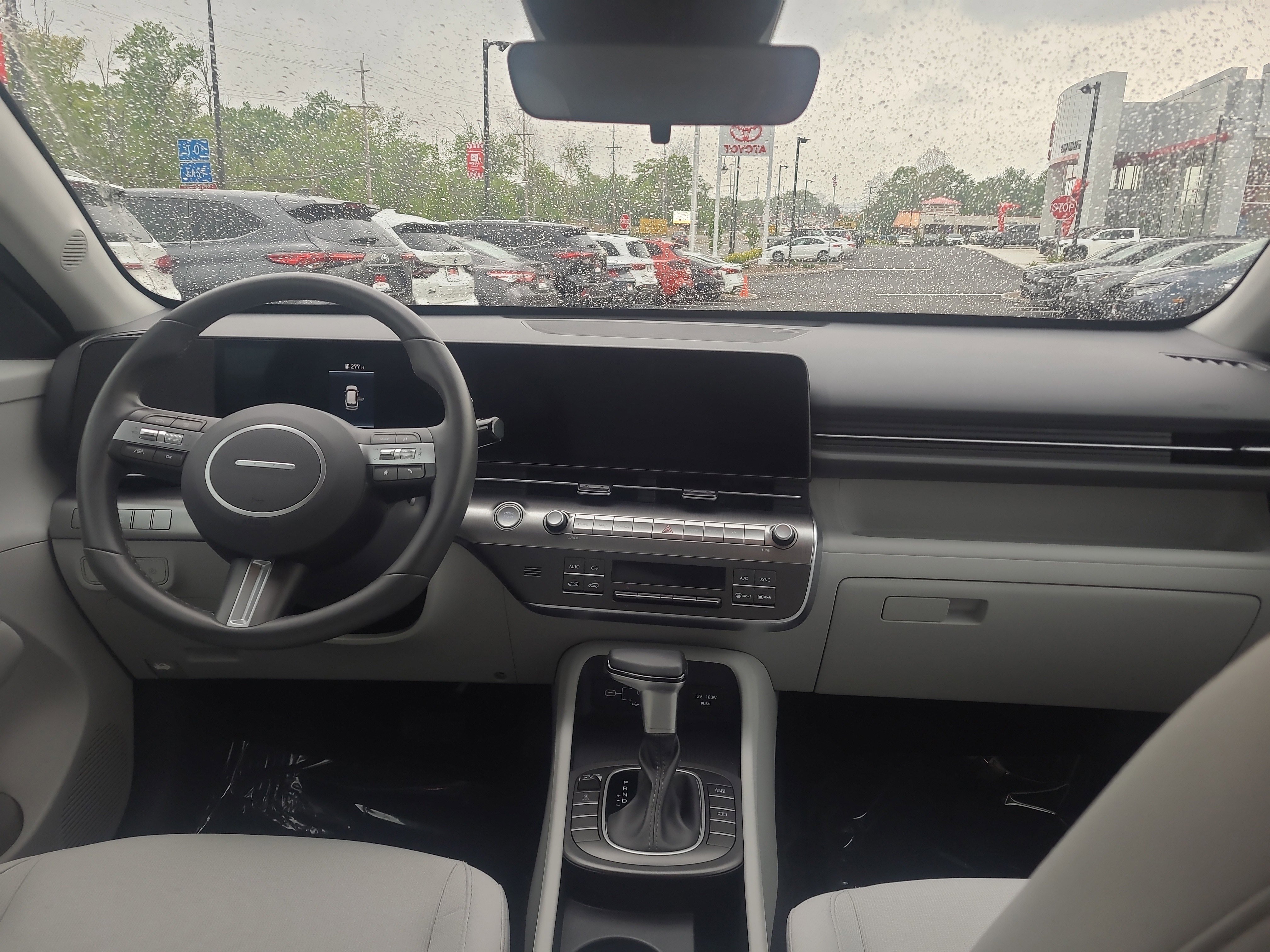 Used 2025 Hyundai Kona SEL AWD/4WD image 19