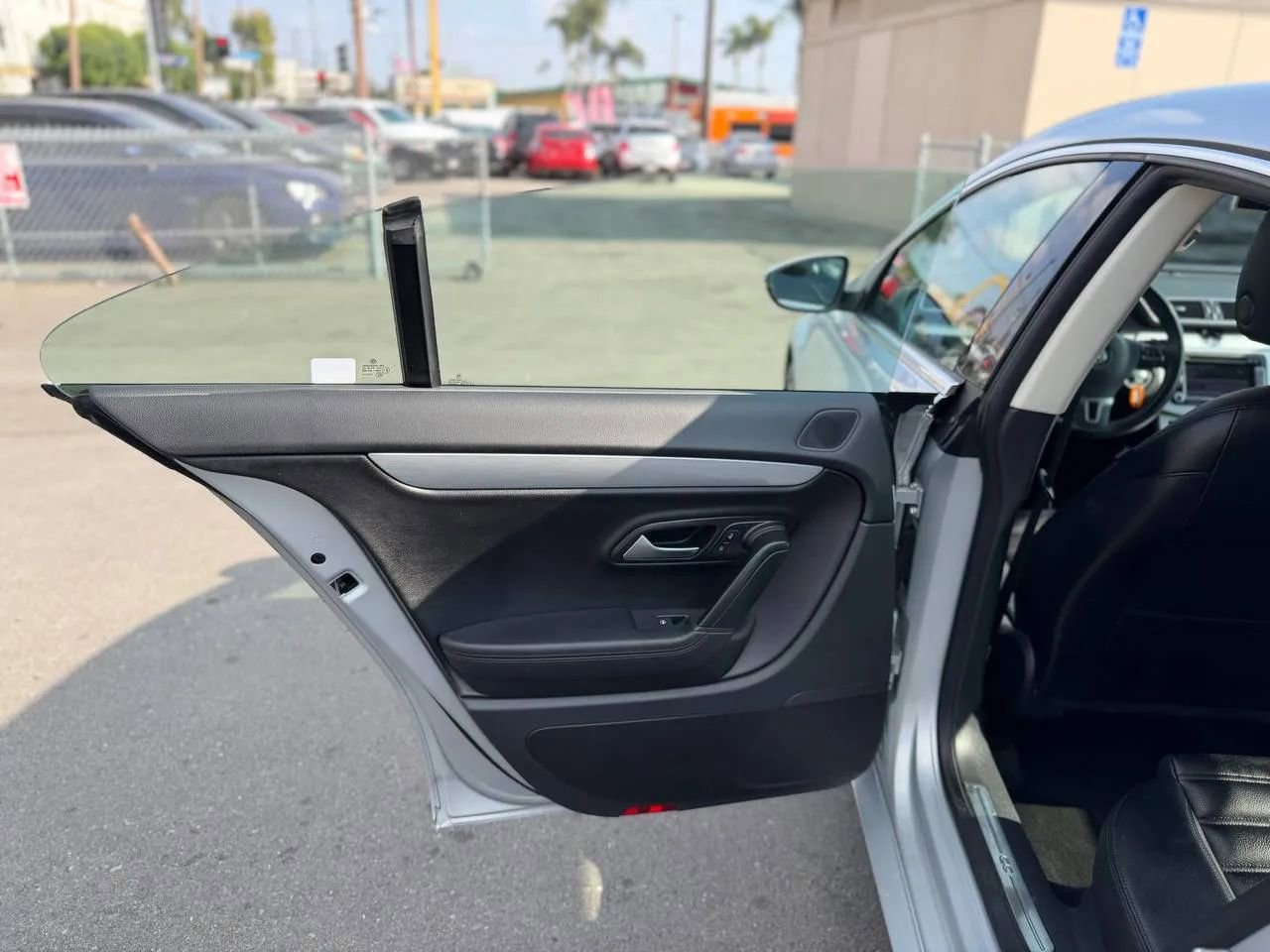 Used 2013 Volkswagen CC Sport image 21