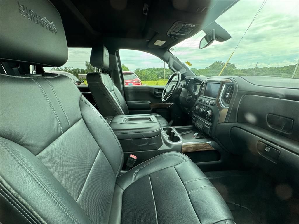 Used 2019 Chevrolet Silverado 1500 High Country AWD/4WD image 3