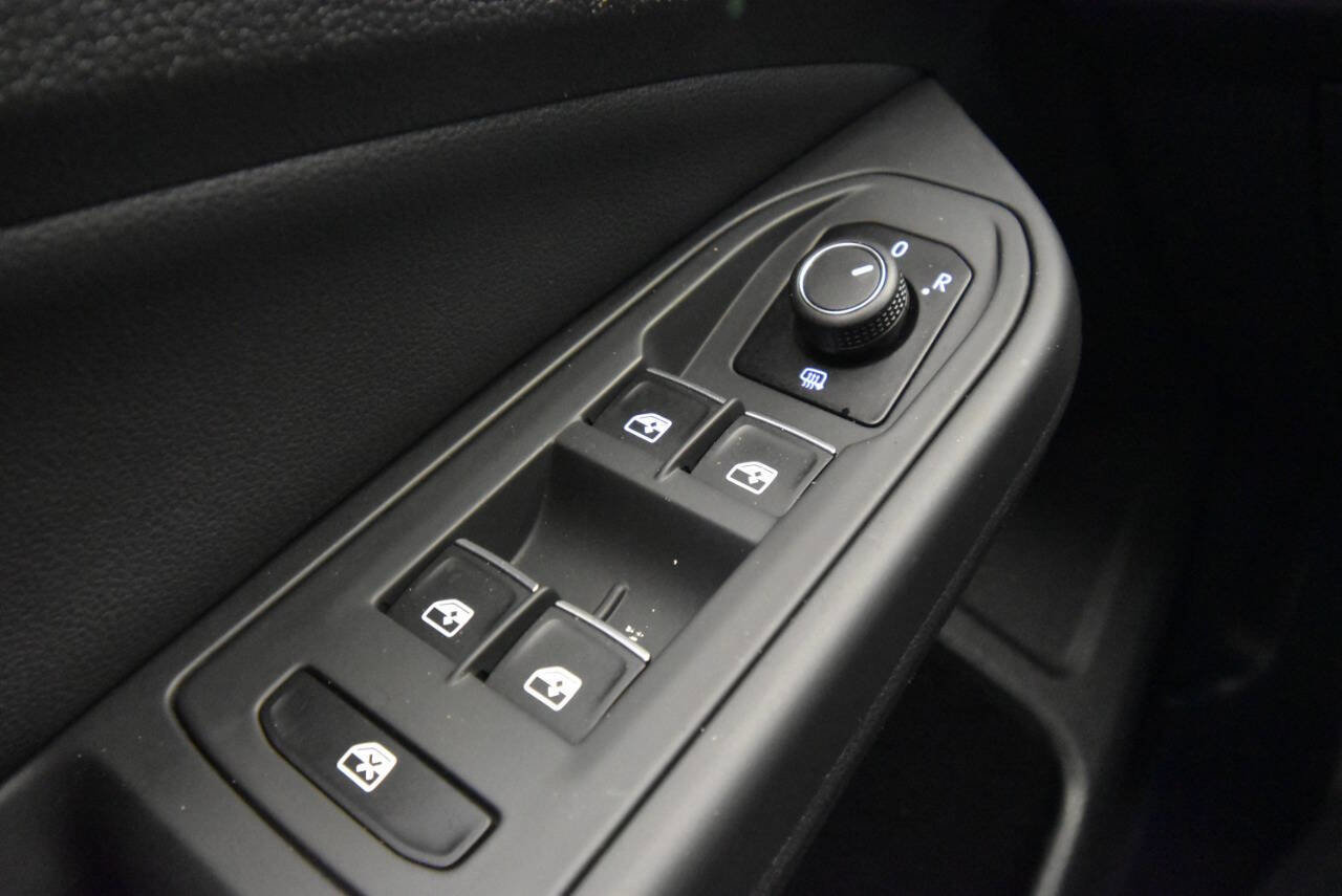 Used 2023 Volkswagen GTI Autobahn image 30