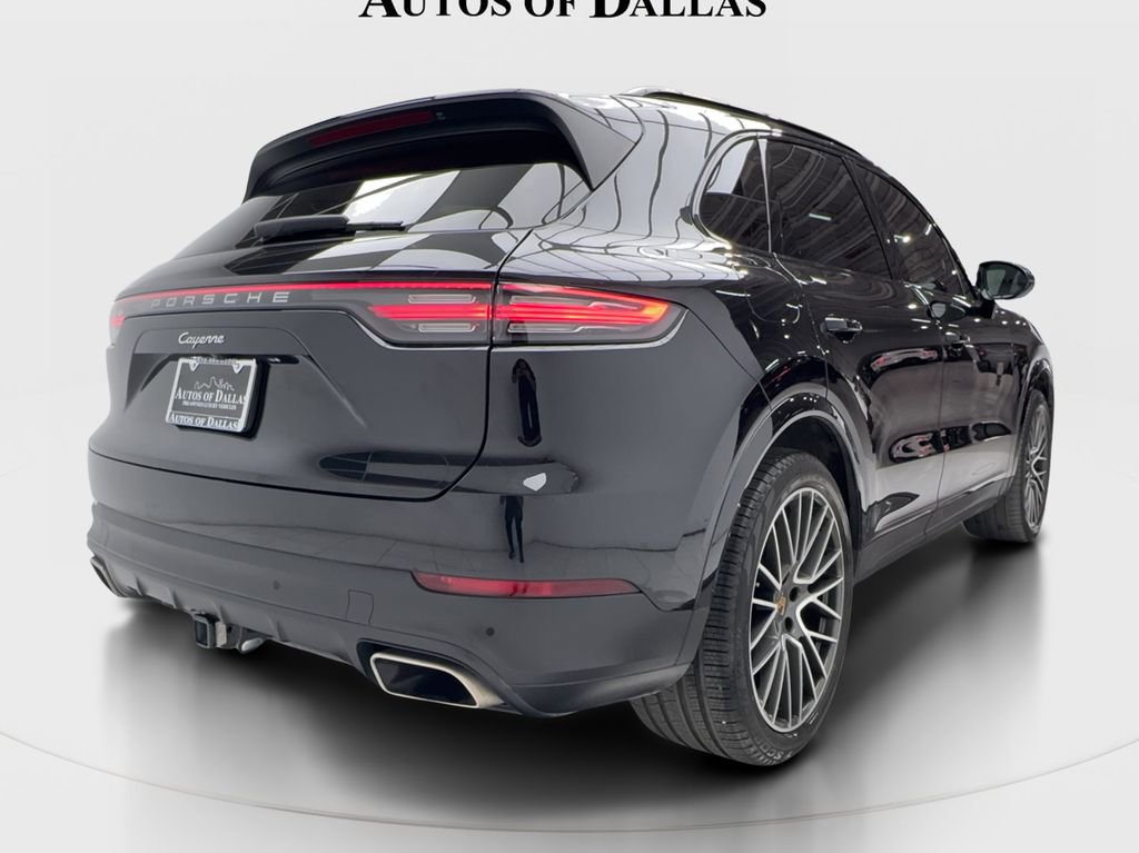 Used 2023 Porsche Cayenne image 9