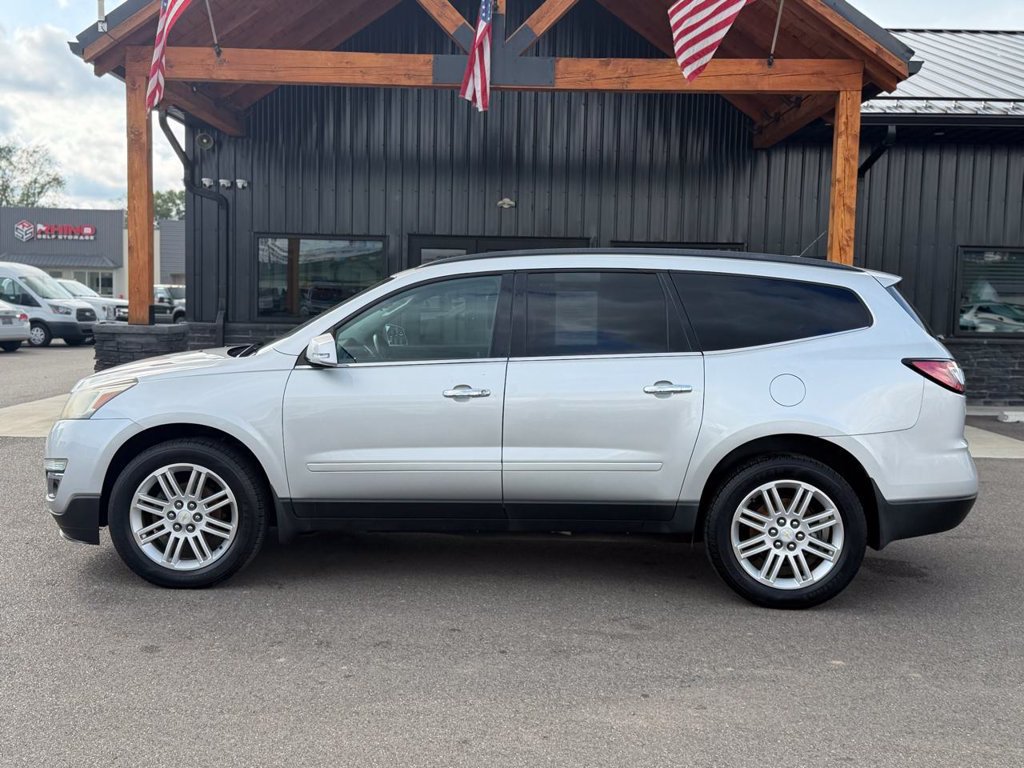 Used 2015 Chevrolet Traverse LT w/ Style and Technology Package FWD image 19
