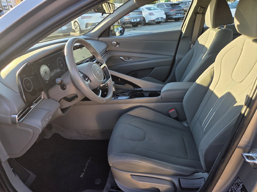 Certified 2023 Hyundai Elantra SEL w/ Convenience Package FWD image 18