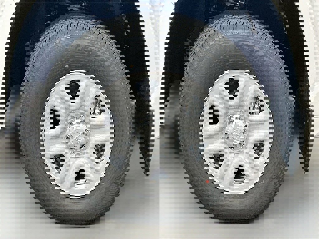 New 2026 Toyota Tundra SR image 9