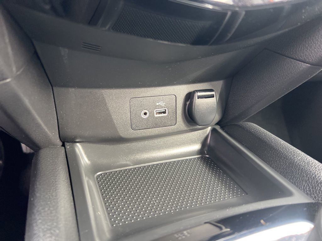 Used 2020 Nissan Rogue Sport SV w/ All-Weather Package image 57