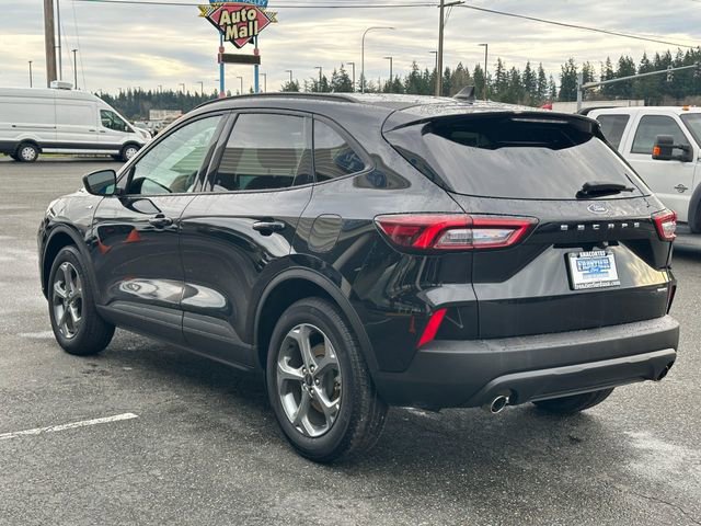 Used 2025 Ford Escape ST-Line image 4