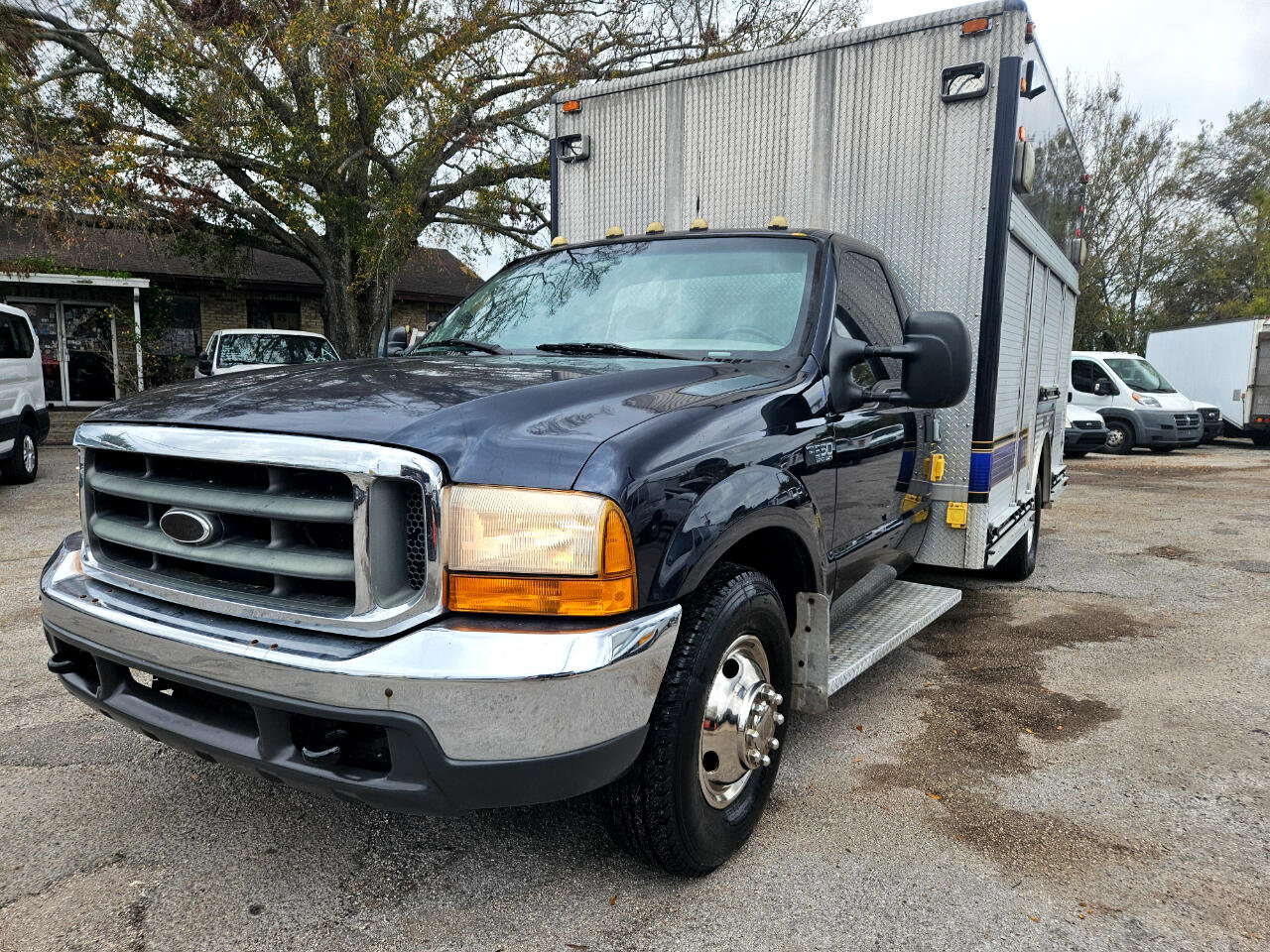 Used 2000 Ford F350 12 ft. E-One Utility Body image 4