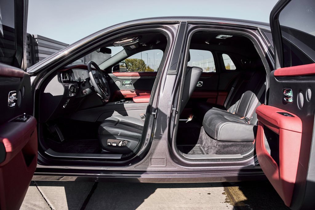 Used 2023 Rolls-Royce Ghost AWD/4WD image 31