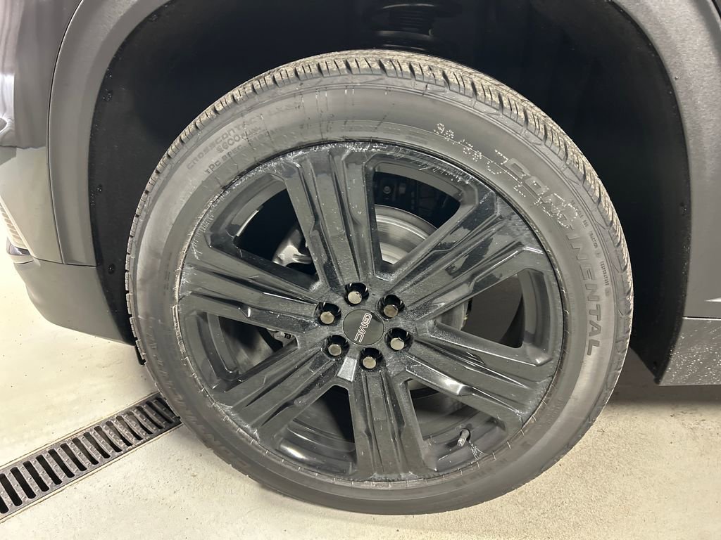 New 2026 GMC Acadia Elevation image 9