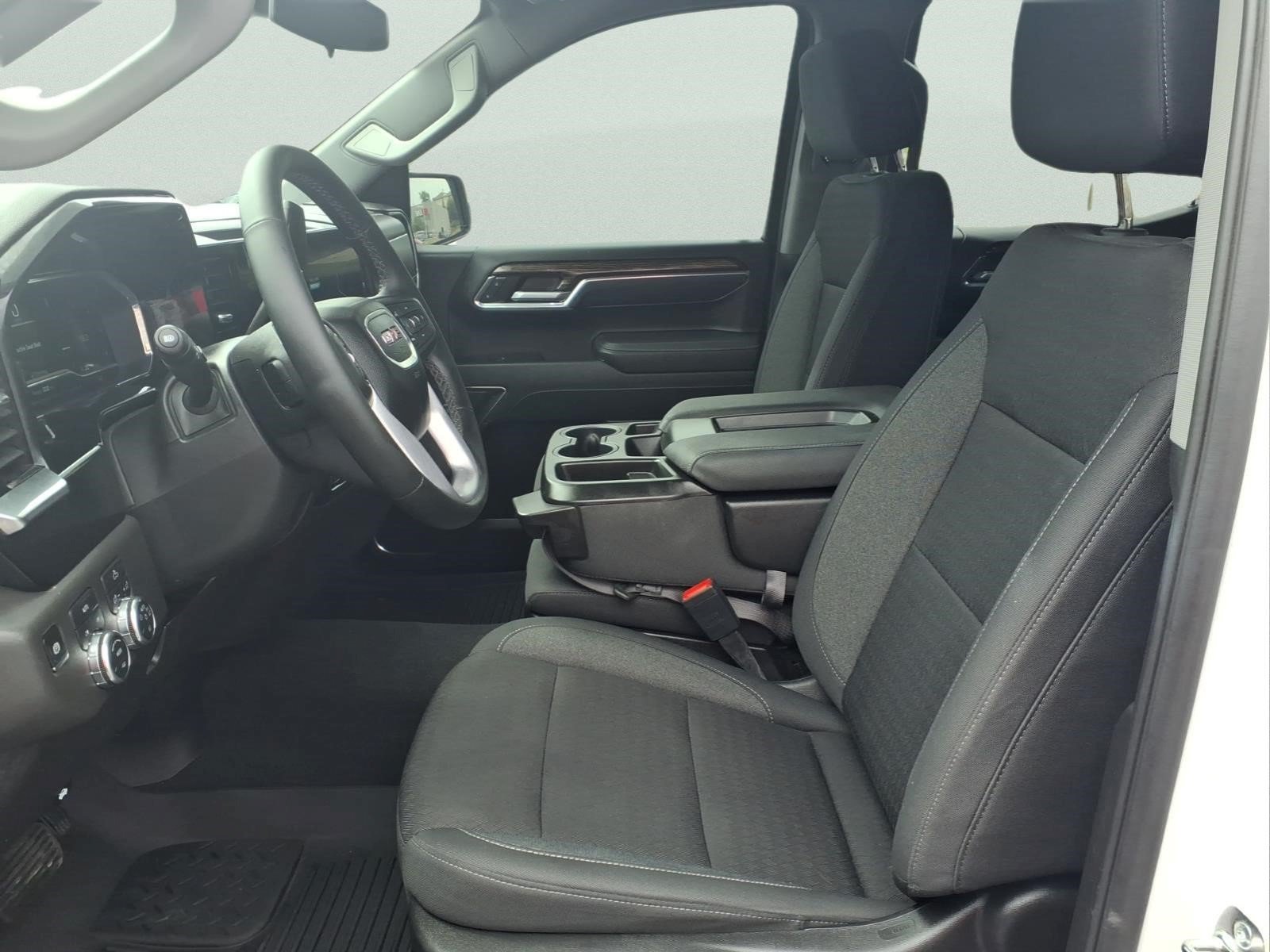 Used 2025 GMC Sierra 1500 Elevation AWD/4WD image 18