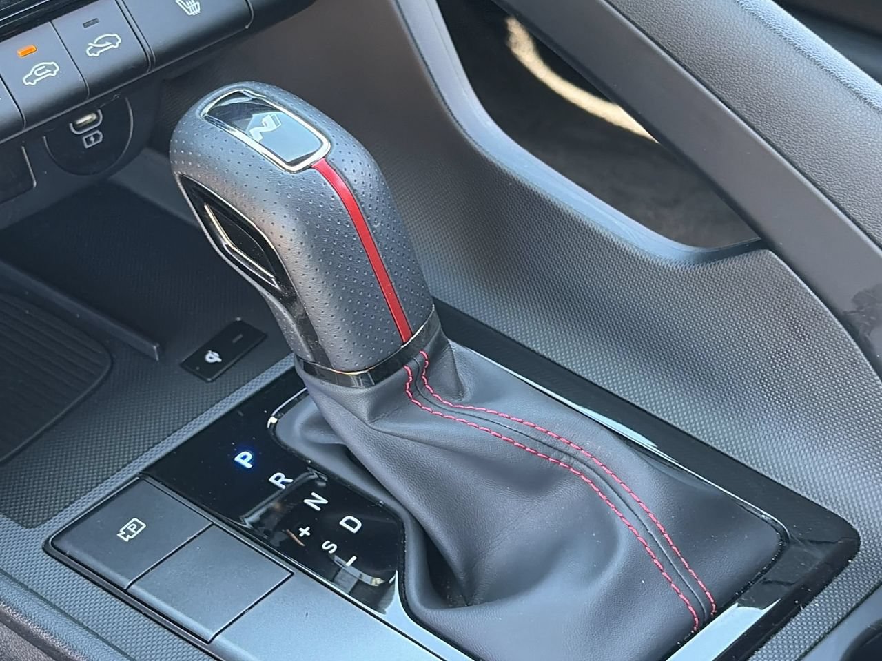 Certified 2025 Hyundai Elantra N Line FWD image 28