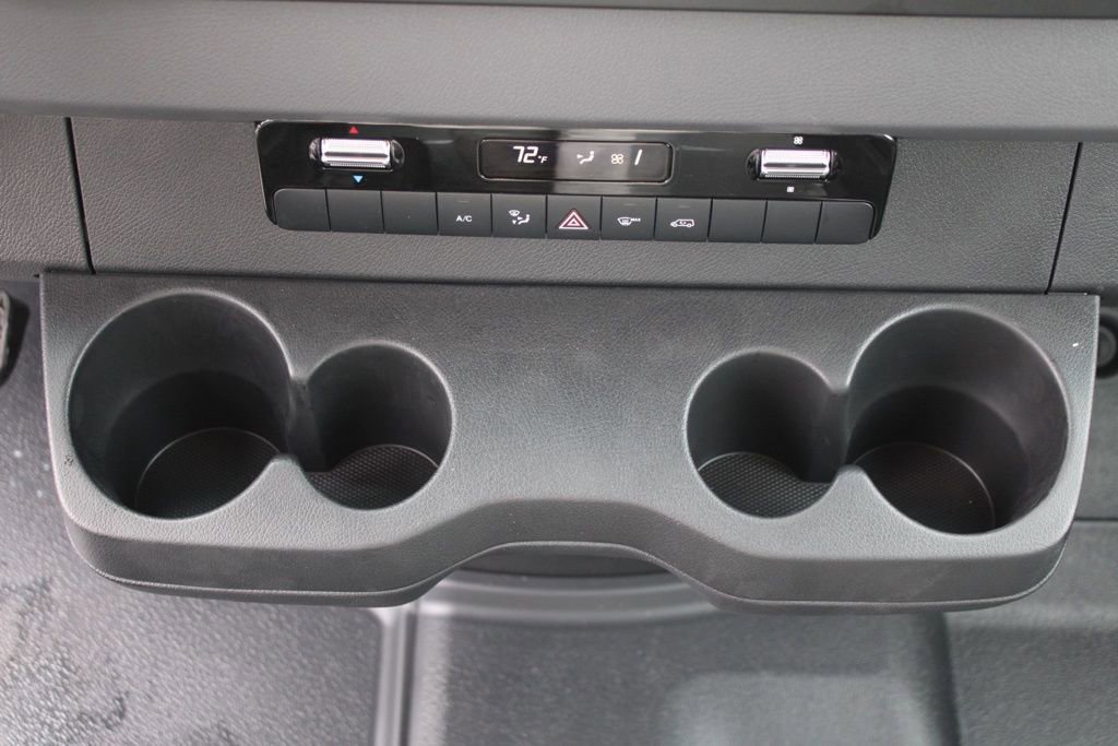 Used 2023 Mercedes-Benz Sprinter 4500 image 33