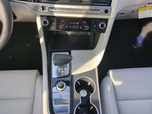 Certified 2025 Genesis G70 2.5T AWD/4WD image 14