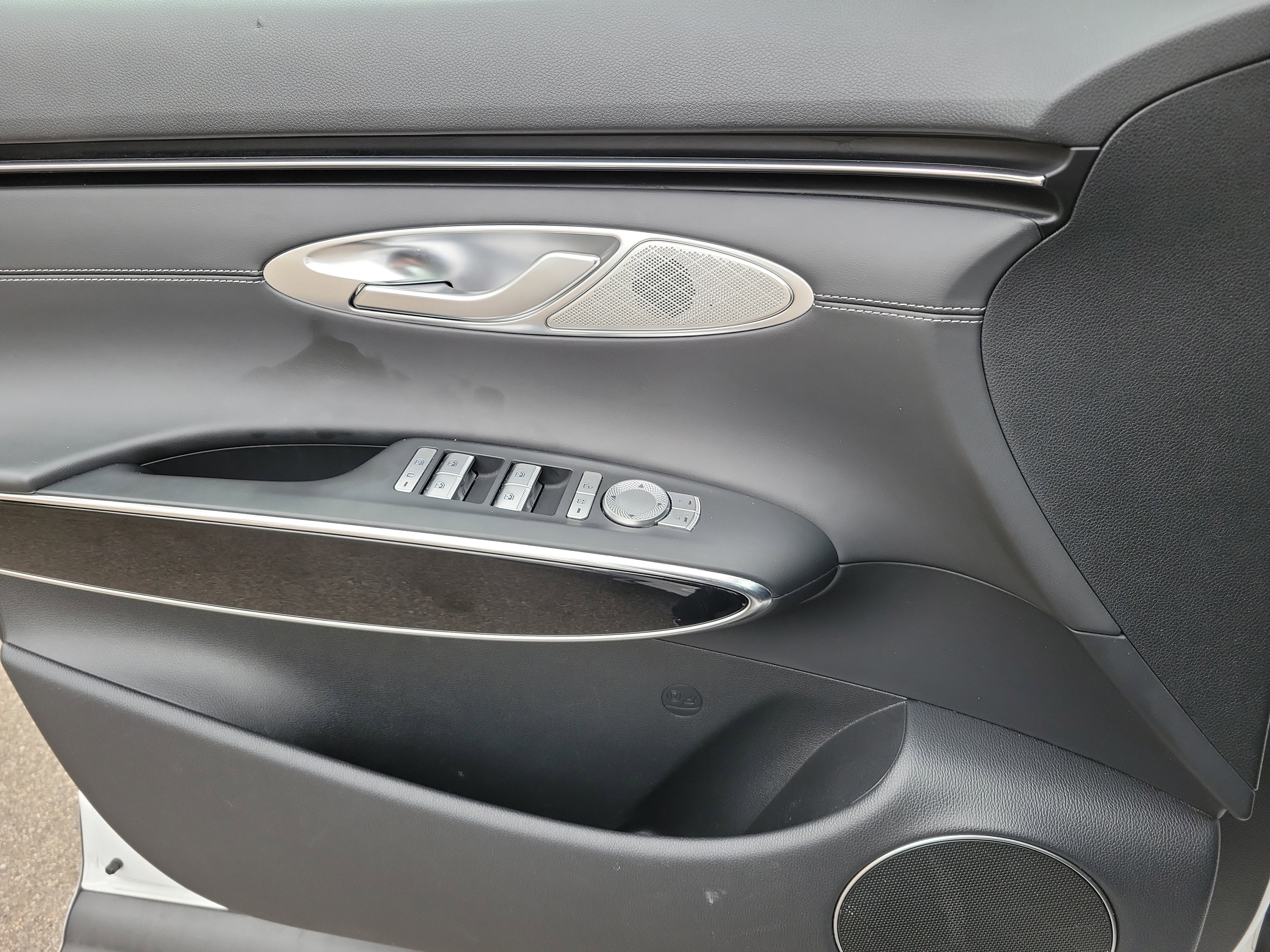 Used 2025 Genesis GV70 2.5T image 21