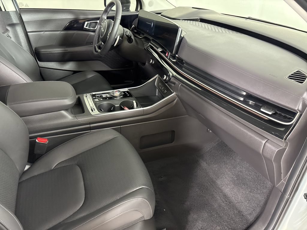 New 2026 Kia Carnival SX Prestige FWD image 17