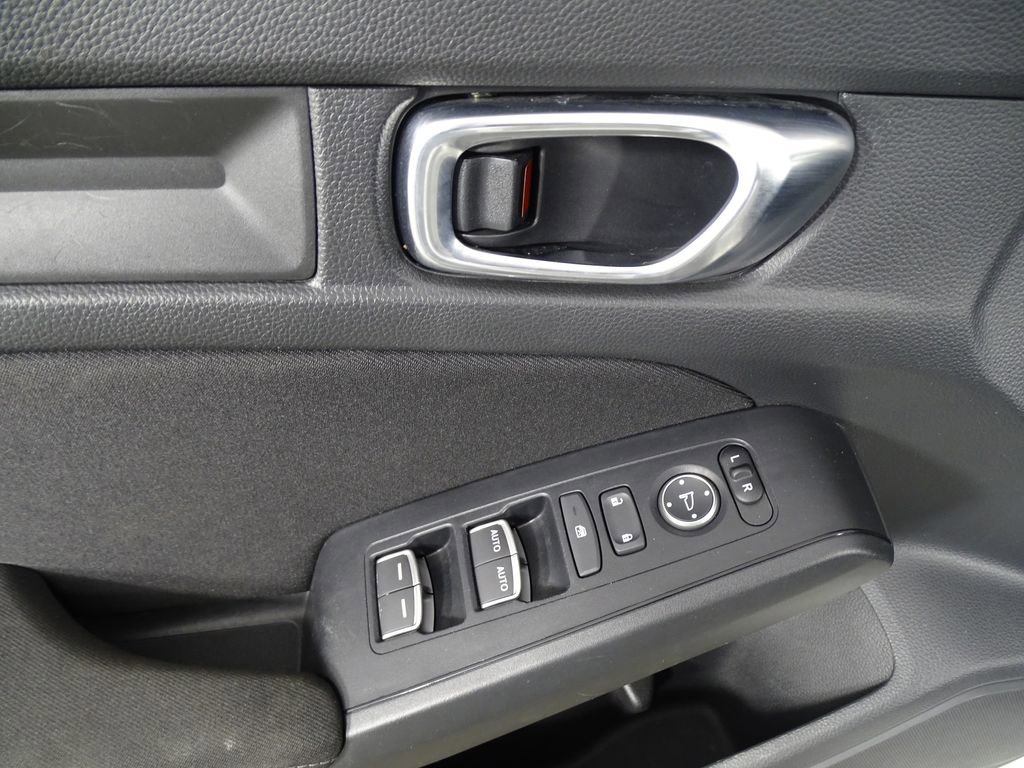 Used 2025 Honda Civic Sport image 15